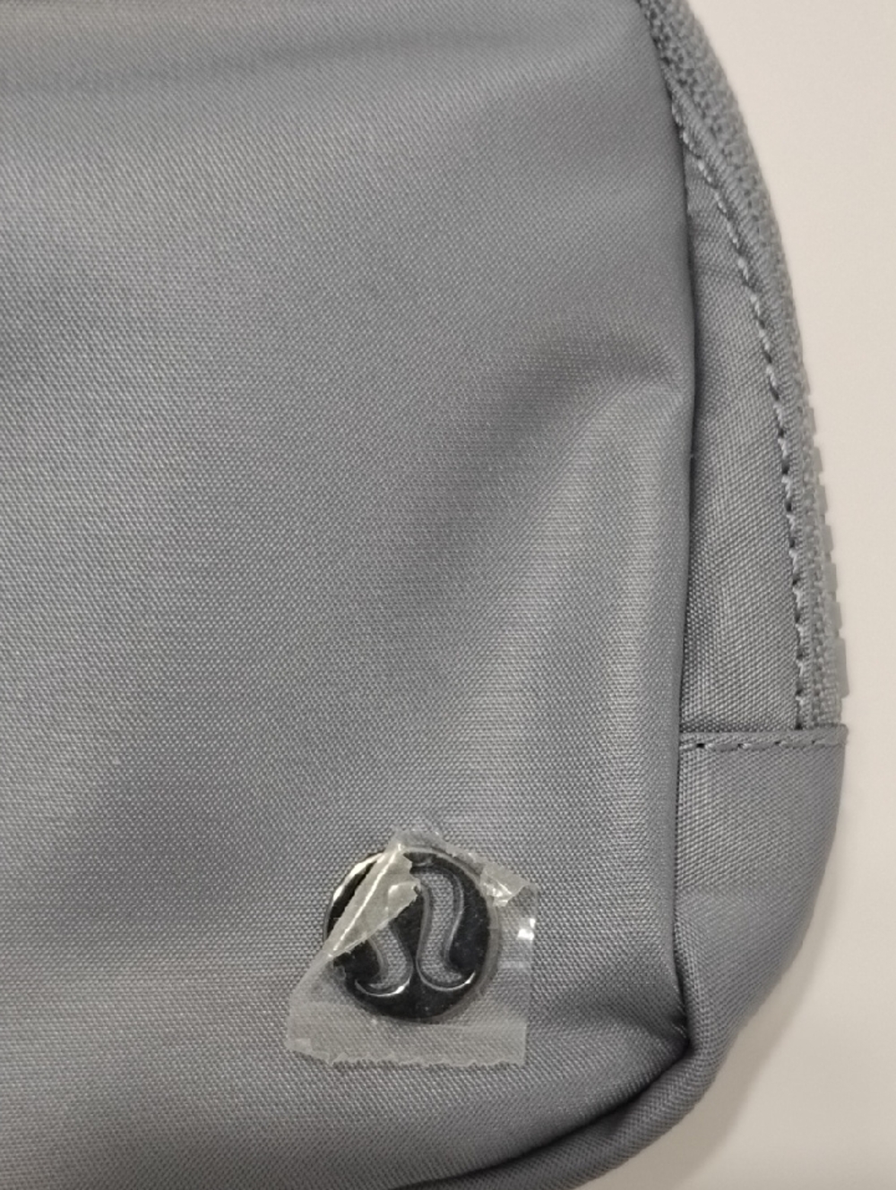 lululemon athletica Small Crossbody Pouch in Gray - Picture 5 of 8